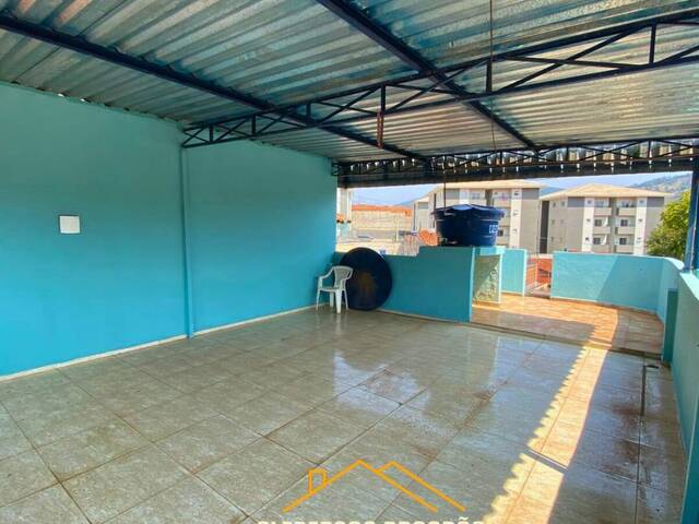 #16 - Casa para Venda em Pouso Alegre - MG
