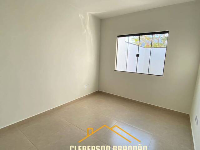 #23 - Casa para Venda em Pouso Alegre - MG
