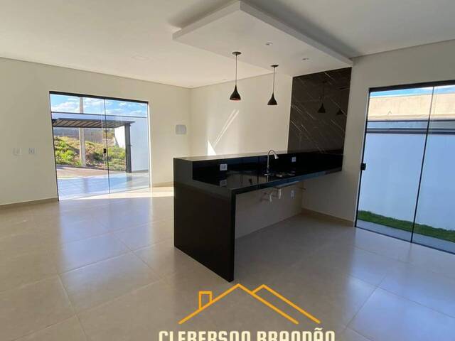 Casa para Venda em Pouso Alegre - 5