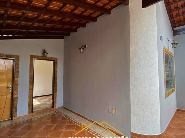 #64 - Casa para Venda em Pouso Alegre - MG - 2