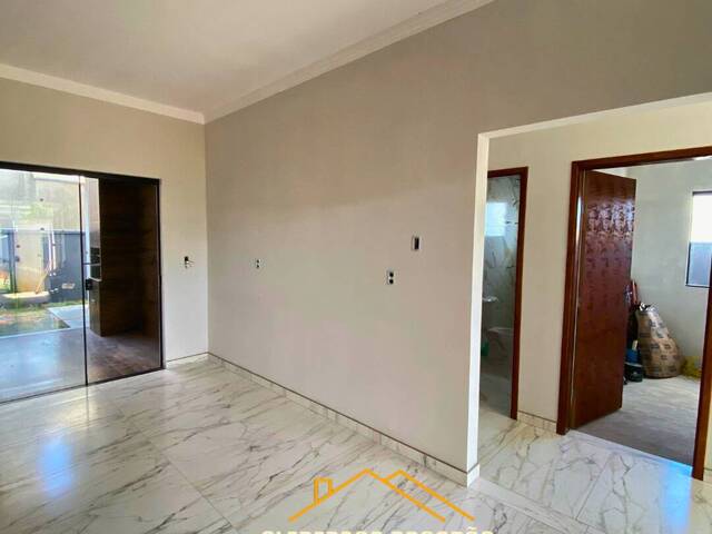 #70 - Casa para Venda em Pouso Alegre - MG