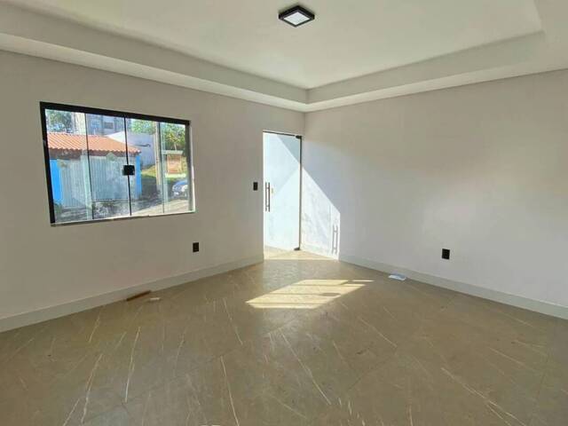 #109 - Casa para Venda em Pouso Alegre - MG - 2